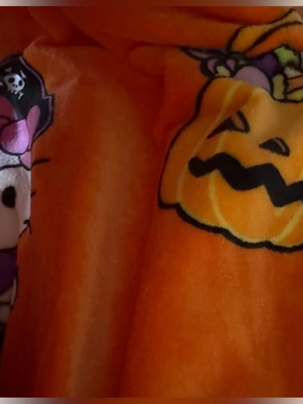 2 PACK Hello Kitty Halloween Throw Blankets! Both are 60